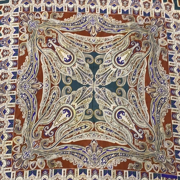 Oscar de la Renta Paisley Scarf in Blue and Brown - Picture 5 of 6